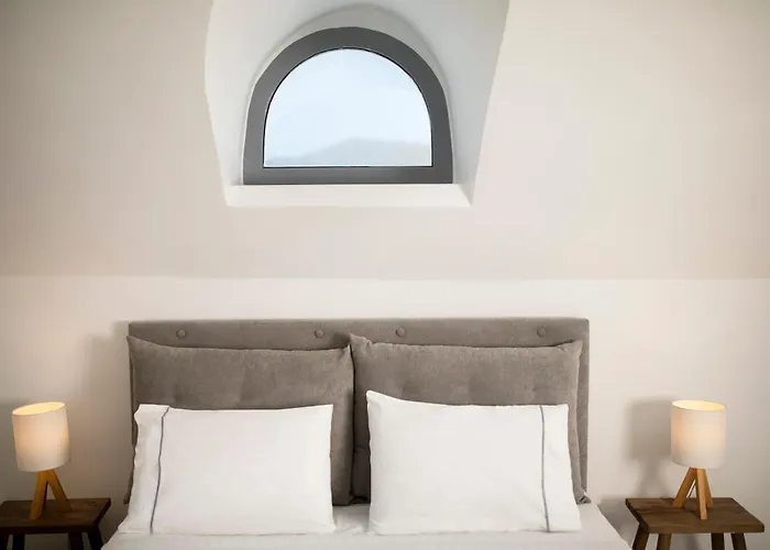 Captain's Apartamento Oia