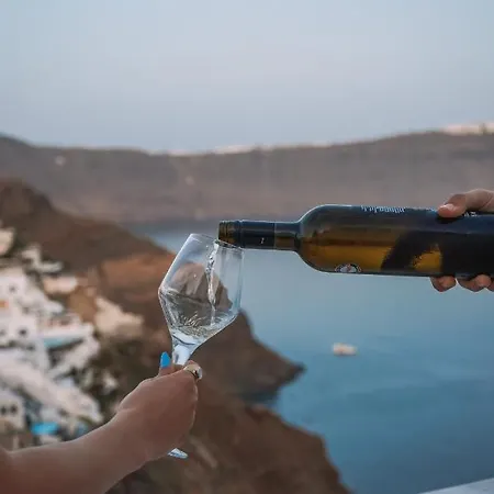 Captain's Oia (Santorini)