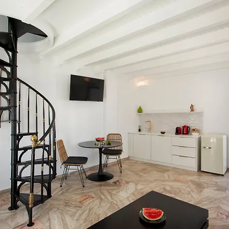 Captain's Appartement Oia (Santorini)